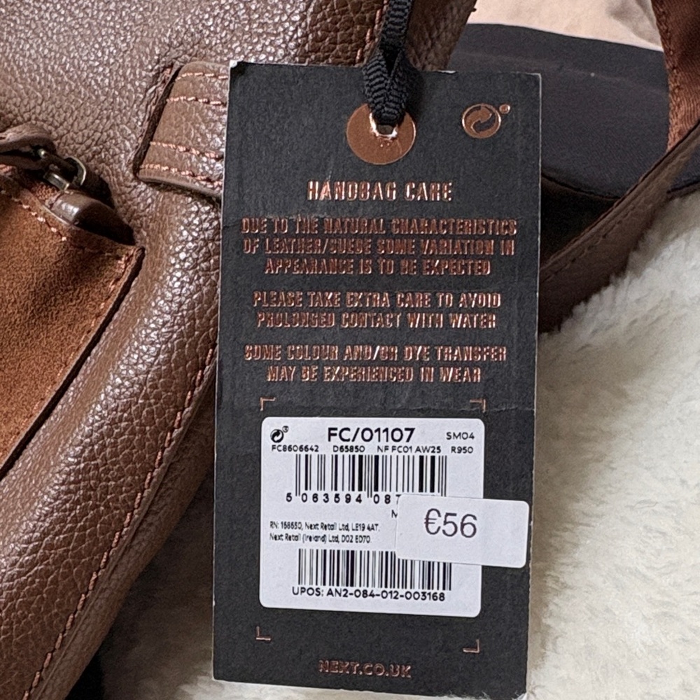 Genuine Leather & Suede Crossbody satchel Bag with Ring Detail closure - Picture 5 of 6